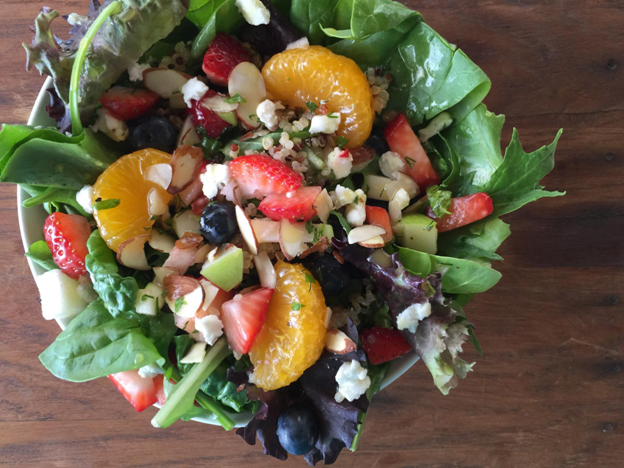 Meatless Monday – Summer Salad with Quinoa and Citrus dressing